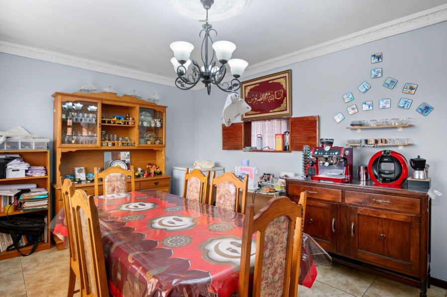 3 Bedroom Property for Sale in Pinati Western Cape